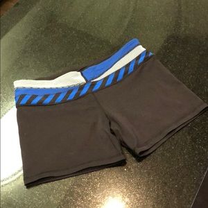 Lululemon shorts size 12